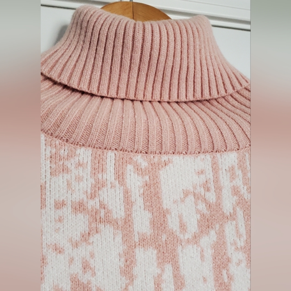 Storia Blush Pink And White Knit Forest Tree Abstract Turtleneck Sweater - Picture 3 of 7